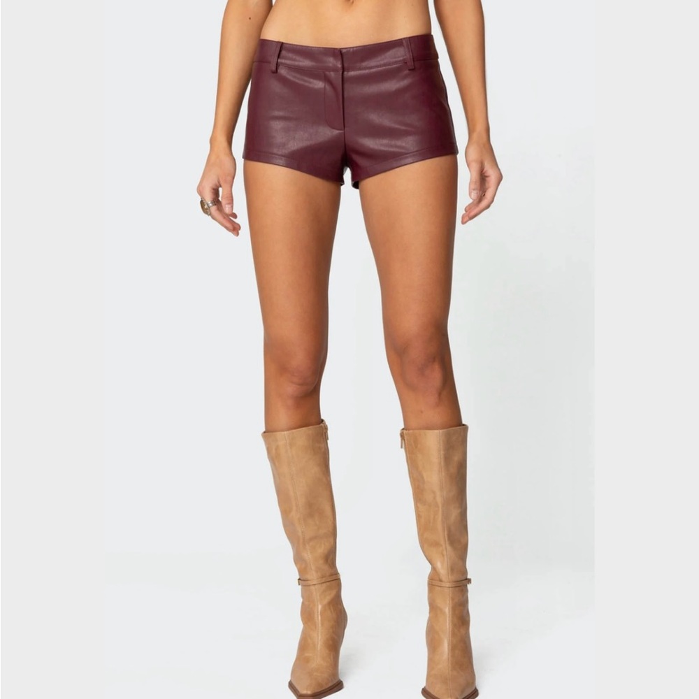Edikted Low Waist Maroon Leather Shorts